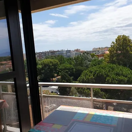 Le Phoebus Apartment *